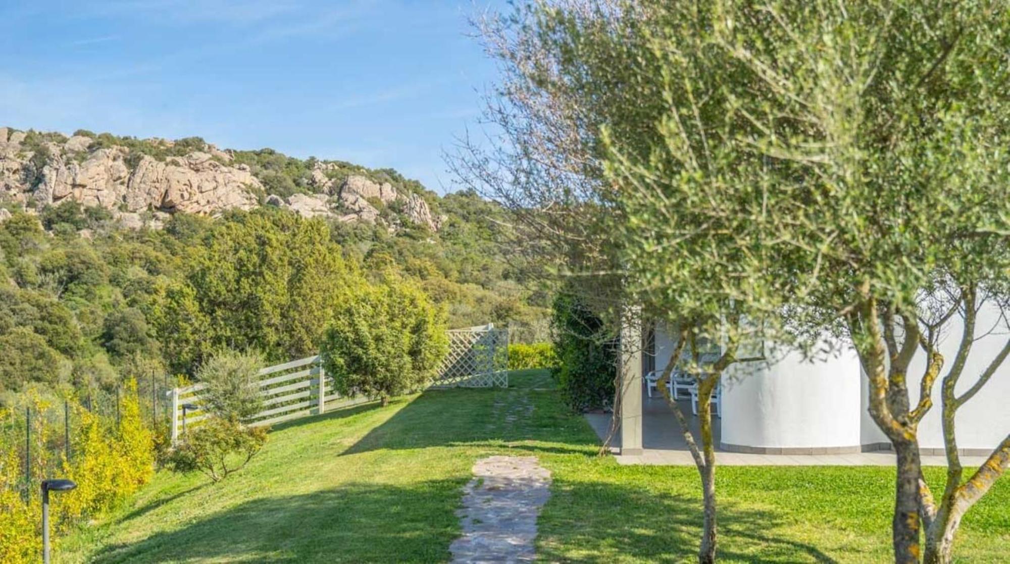Spartaco Eco Retreat San Pantaleo Sole Ruiu Extérieur photo